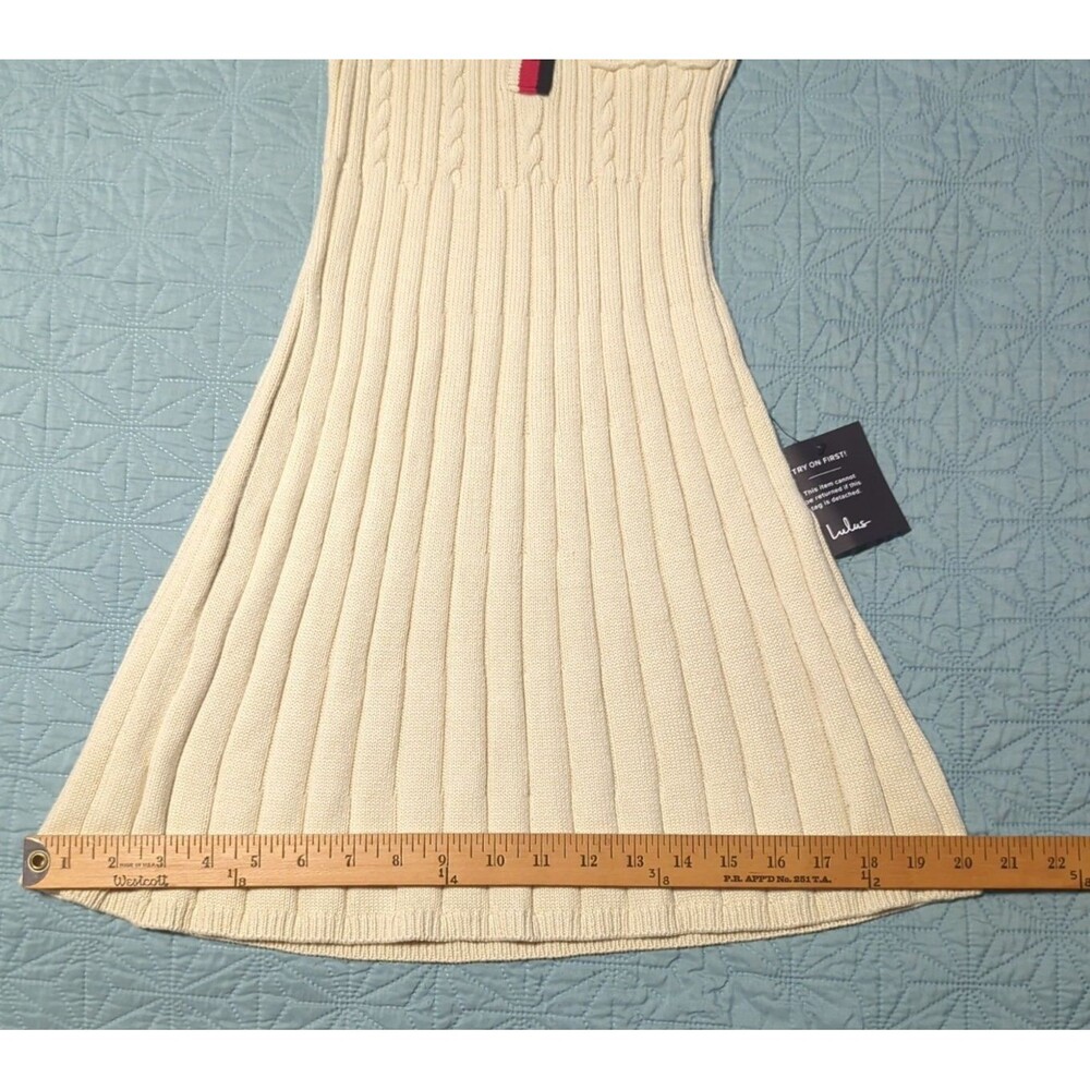 Lulu's Upscale Ideal Beige Cable Knit Short Sleeve Sweater Mini Dress NWT Sz XS - Picture 6 of 8